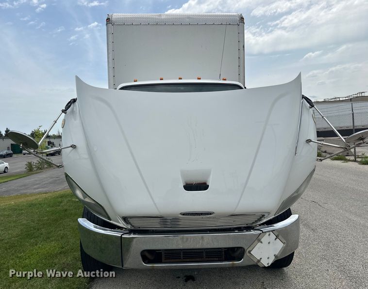 image for item LR9396 2018 Freightliner Business Class M2 side curtain box truck