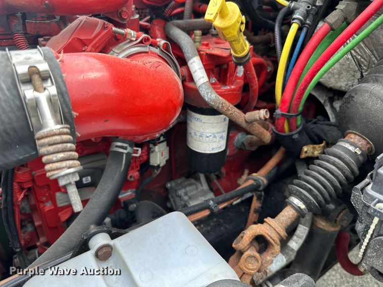 image for item LR9396 2018 Freightliner Business Class M2 side curtain box truck