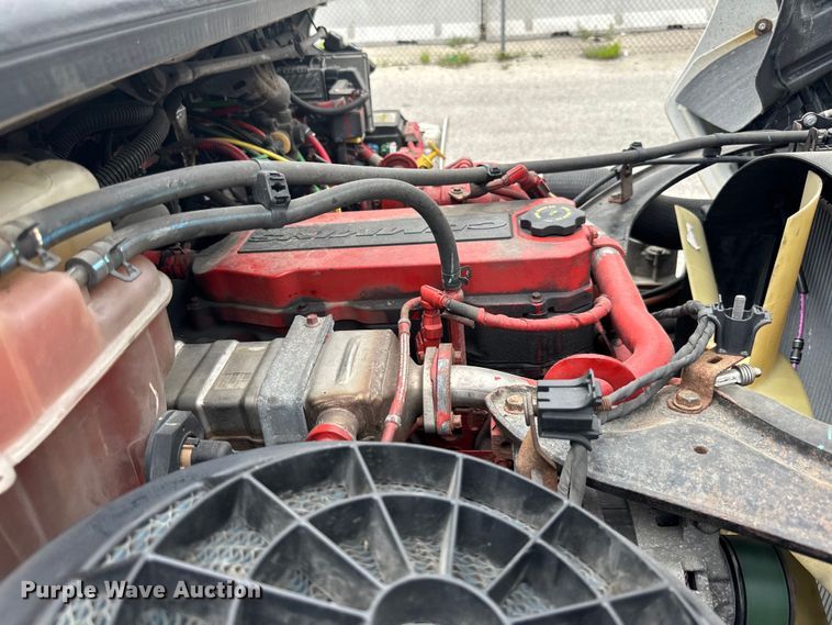 image for item LR9396 2018 Freightliner Business Class M2 side curtain box truck