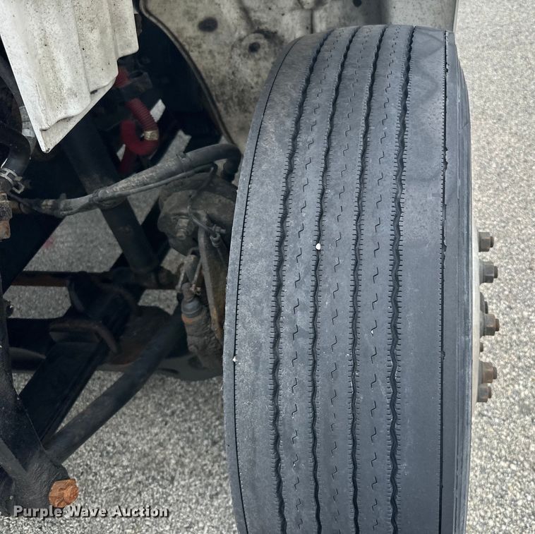 image for item LR9396 2018 Freightliner Business Class M2 side curtain box truck