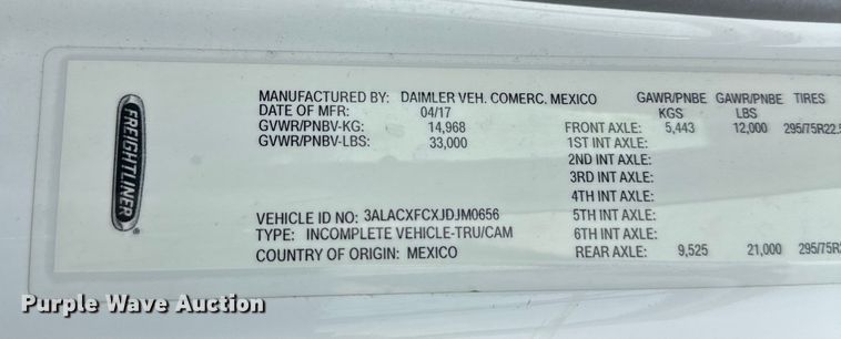 image for item LR9396 2018 Freightliner Business Class M2 side curtain box truck