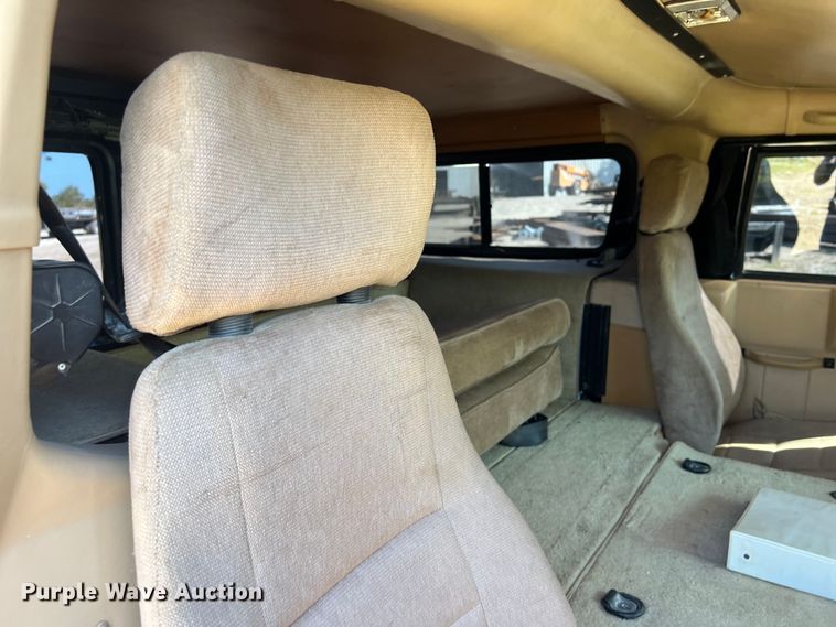 image for item LU9964 1995 AM General Humvee SUV