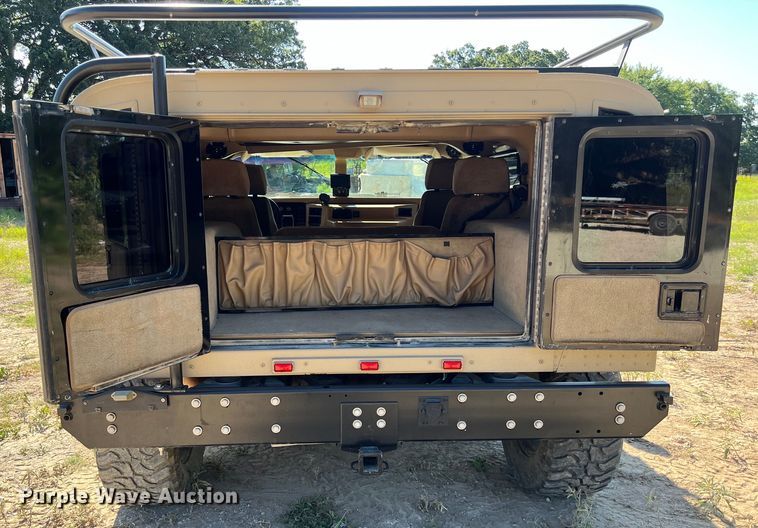 image for item LU9964 1995 AM General Humvee SUV