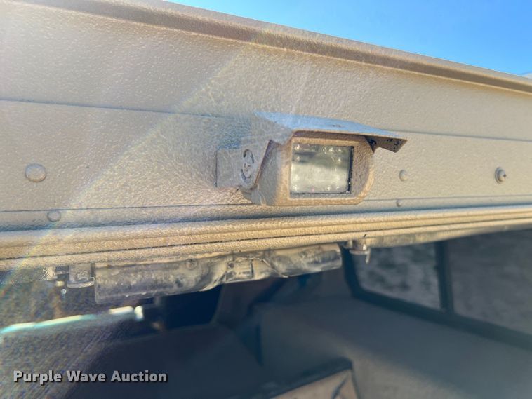 image for item LU9964 1995 AM General Humvee SUV