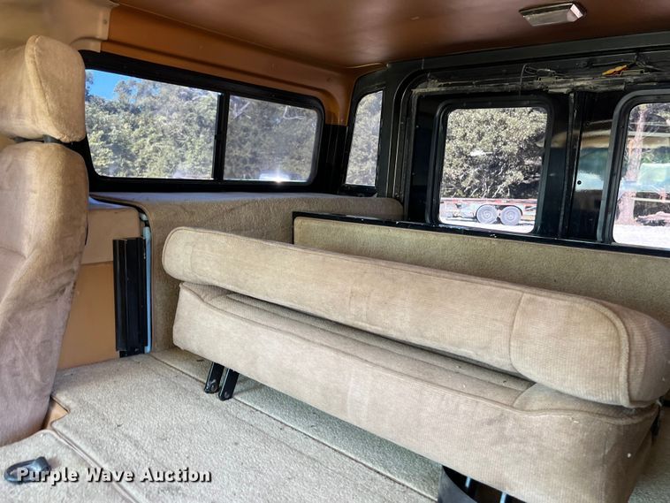 image for item LU9964 1995 AM General Humvee SUV