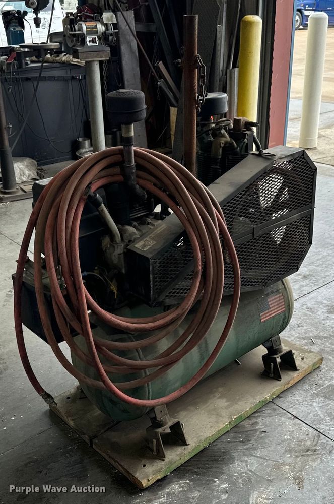 image for item MU9813 Champion  HGR6-3 air compressor