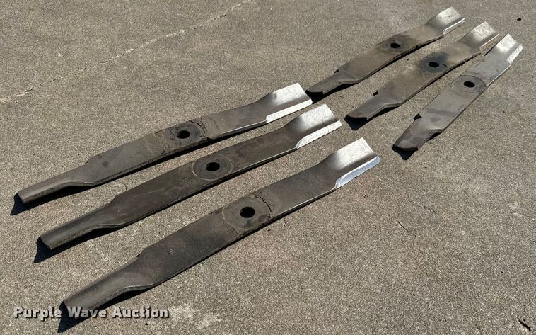 image for item MU9825 John Deere  F687 ZTrak ZTR lawn mower