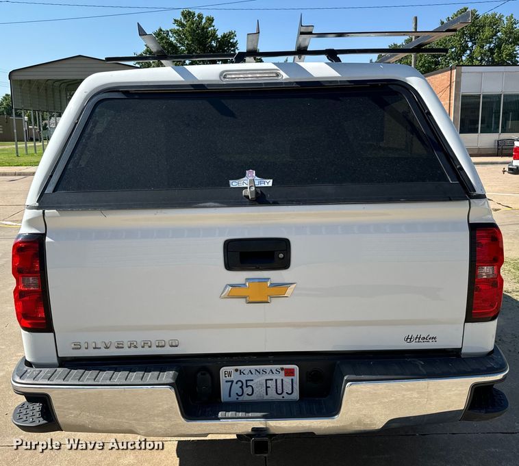 image for item MU9826 2016 Chevrolet  Silverado 1500 pickup truck