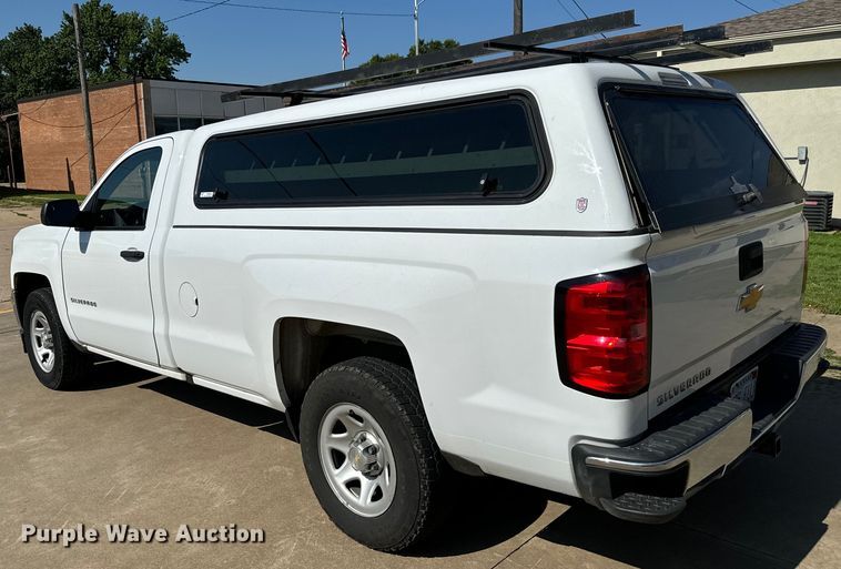 image for item MU9826 2016 Chevrolet  Silverado 1500 pickup truck