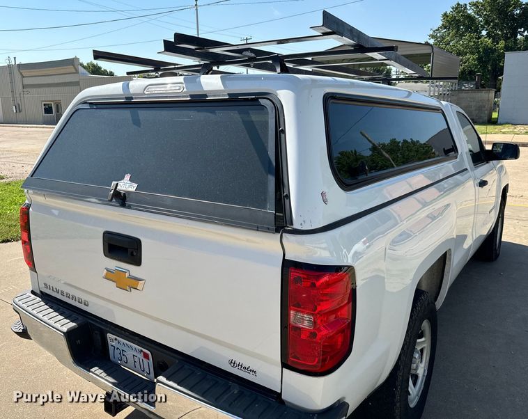 image for item MU9826 2016 Chevrolet  Silverado 1500 pickup truck