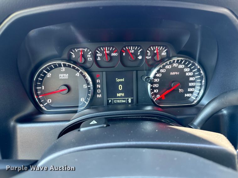 image for item MU9826 2016 Chevrolet  Silverado 1500 pickup truck