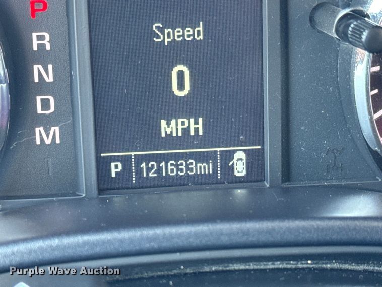 image for item MU9826 2016 Chevrolet  Silverado 1500 pickup truck