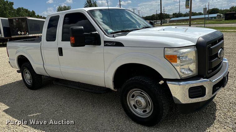 image for item MU9832 2014 Ford  F250 Super Duty XL  SuperCab pickup truck