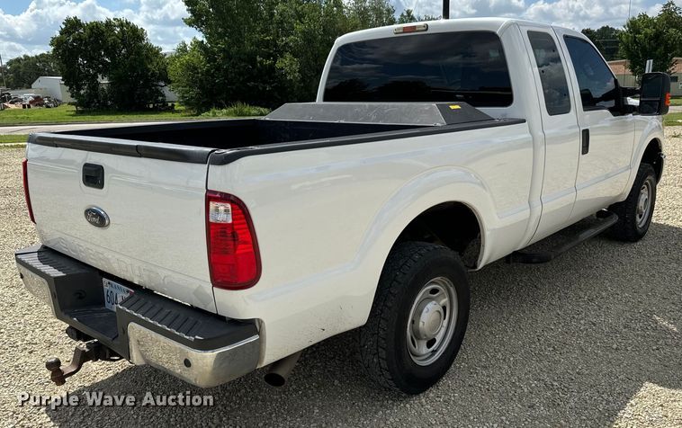 image for item MU9832 2014 Ford  F250 Super Duty XL  SuperCab pickup truck