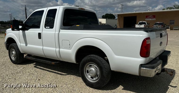 image for item MU9832 2014 Ford  F250 Super Duty XL  SuperCab pickup truck