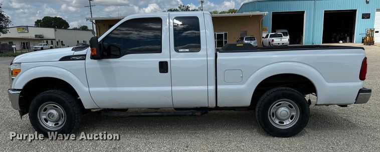 image for item MU9832 2014 Ford  F250 Super Duty XL  SuperCab pickup truck