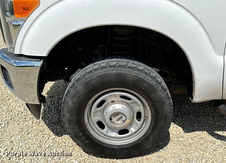 image for item MU9832 2014 Ford  F250 Super Duty XL  SuperCab pickup truck