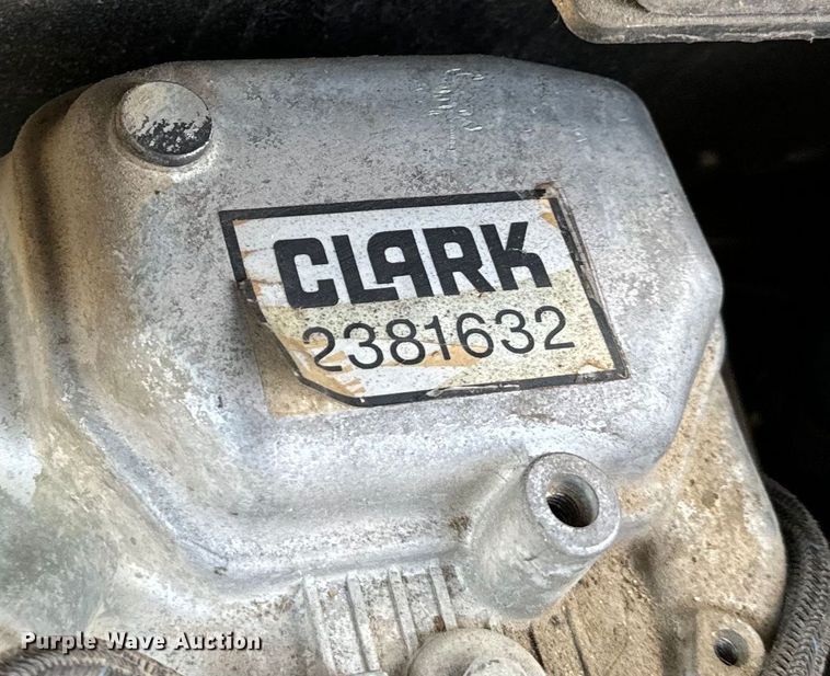 image for item MU9833 Clark GCS22 forklift