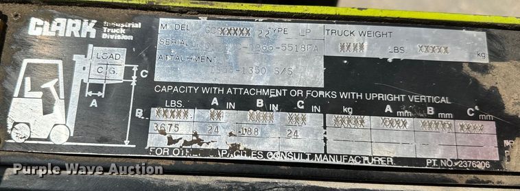 image for item MU9833 Clark GCS22 forklift