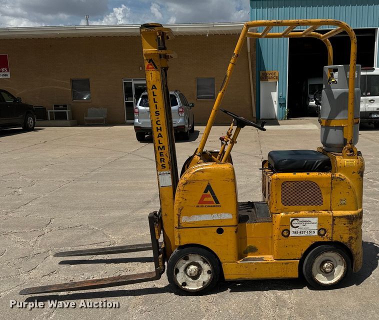 image for item MU9835 Allis-Chalmers  FT 20-24 forklift