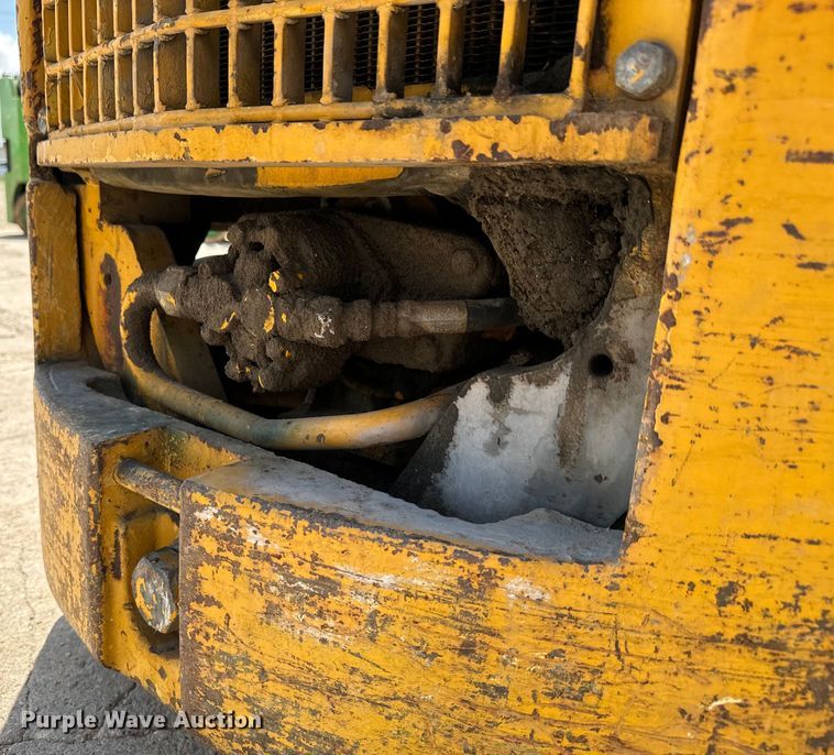 image for item MU9835 Allis-Chalmers  FT 20-24 forklift