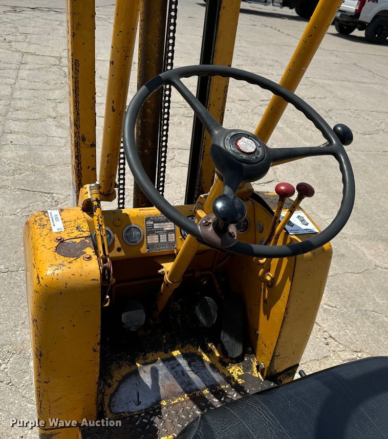 image for item MU9835 Allis-Chalmers  FT 20-24 forklift