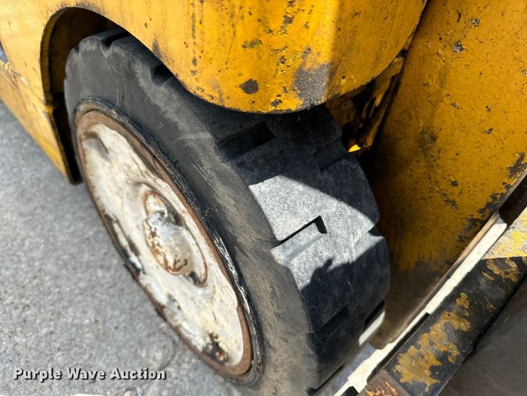 image for item MU9835 Allis-Chalmers  FT 20-24 forklift