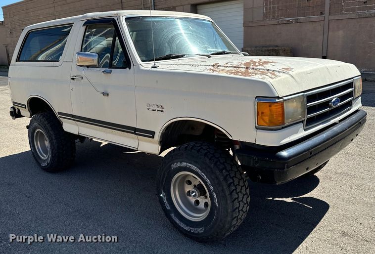 image for item MU9839 1989 Ford Bronco  SUV