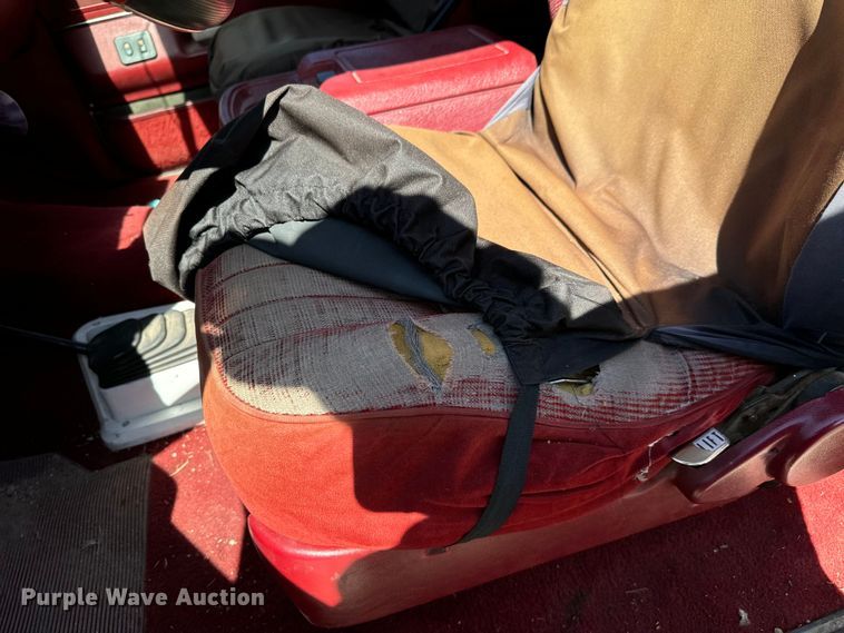 image for item MU9839 1989 Ford Bronco  SUV