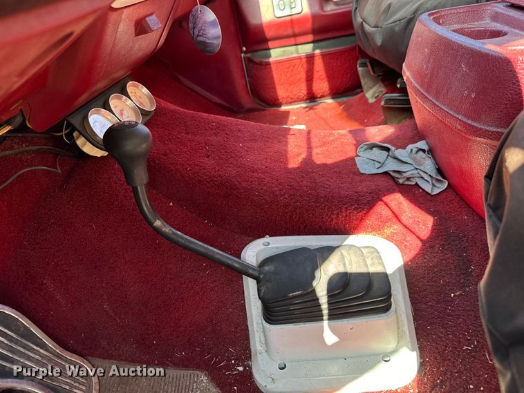 image for item MU9839 1989 Ford Bronco  SUV