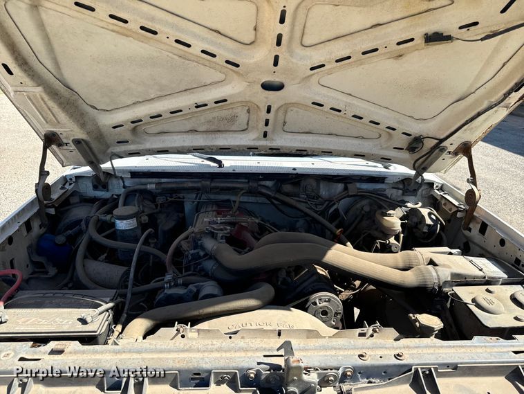 image for item MU9839 1989 Ford Bronco  SUV