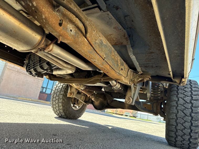 image for item MU9839 1989 Ford Bronco  SUV