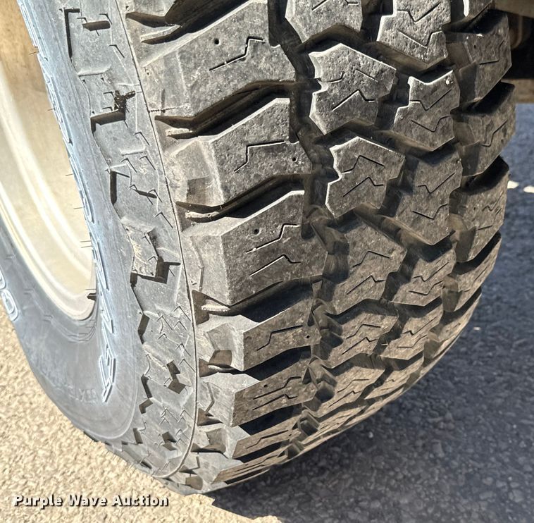 image for item MU9839 1989 Ford Bronco  SUV