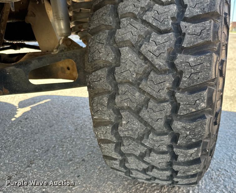 image for item MU9839 1989 Ford Bronco  SUV