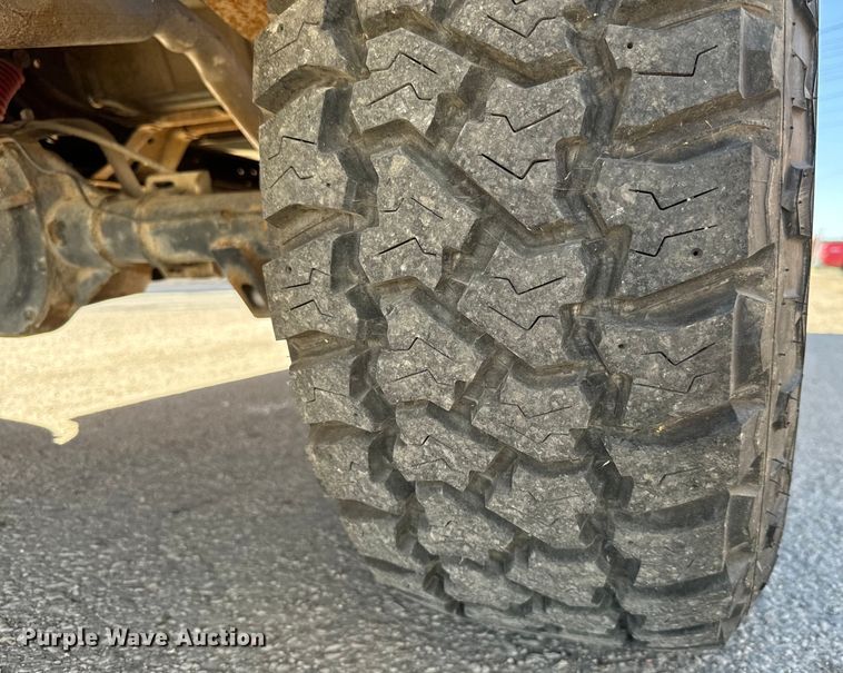 image for item MU9839 1989 Ford Bronco  SUV