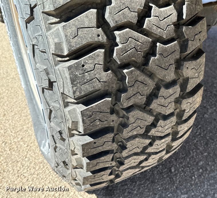 image for item MU9839 1989 Ford Bronco  SUV