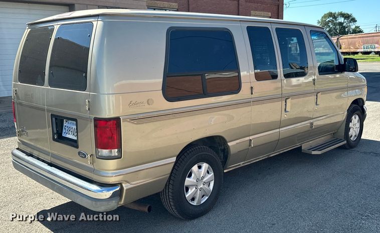 image for item MU9840 1999 Ford E150 handicap accessible van