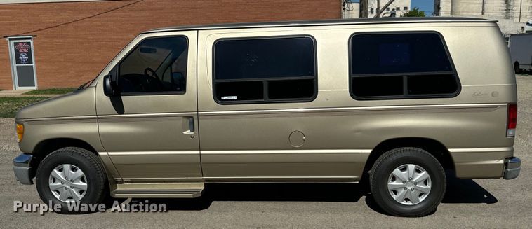 image for item MU9840 1999 Ford E150 handicap accessible van
