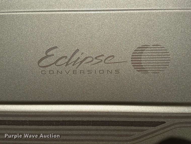 image for item MU9840 1999 Ford E150 handicap accessible van