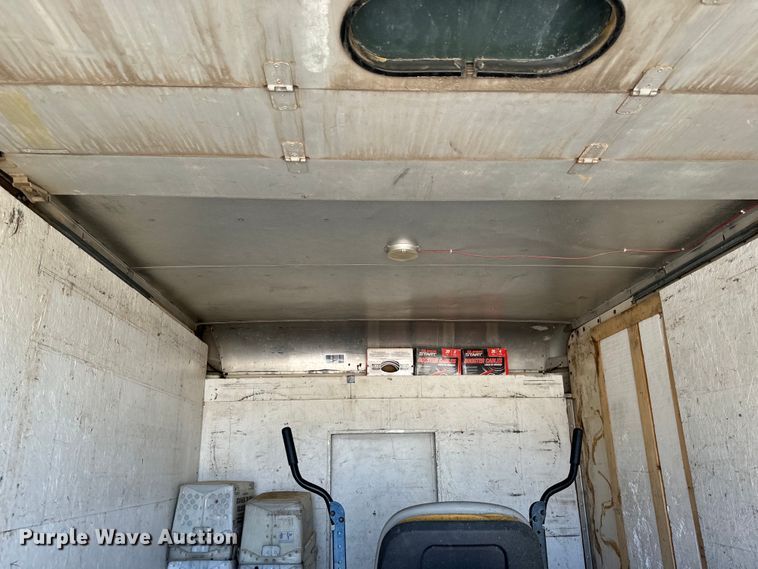 image for item MU9844 1991 Chevrolet  G30 delivery truck