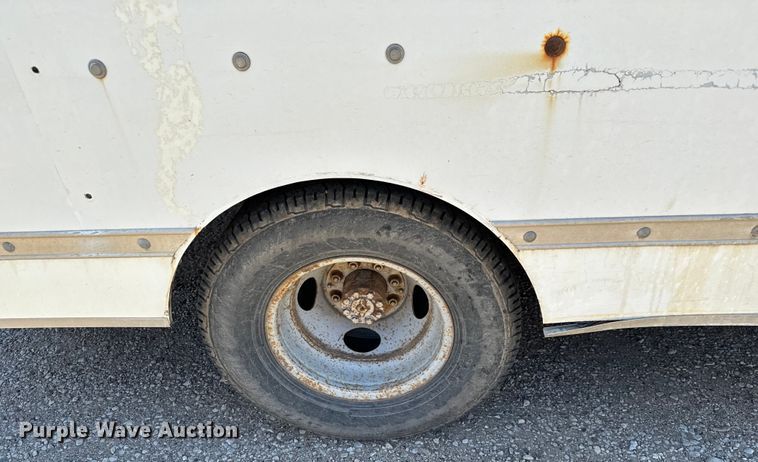 image for item MU9844 1991 Chevrolet  G30 delivery truck