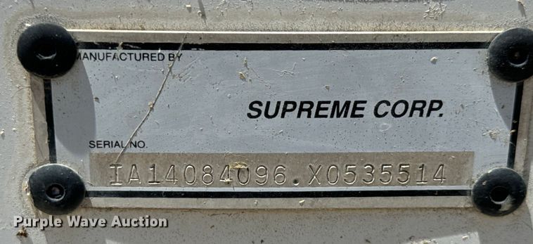 image for item MU9846 2000 Ford  E350 Super Duty box truck