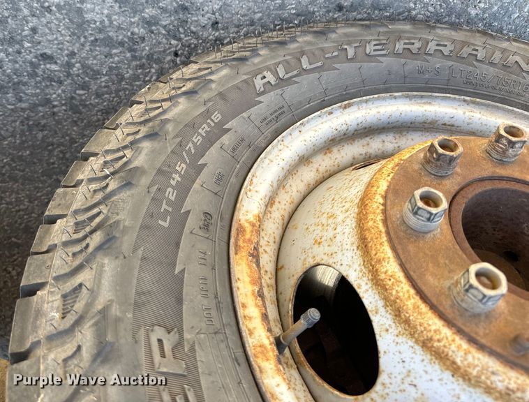 image for item MU9848 1998 Chevrolet  Express G3500 box truck