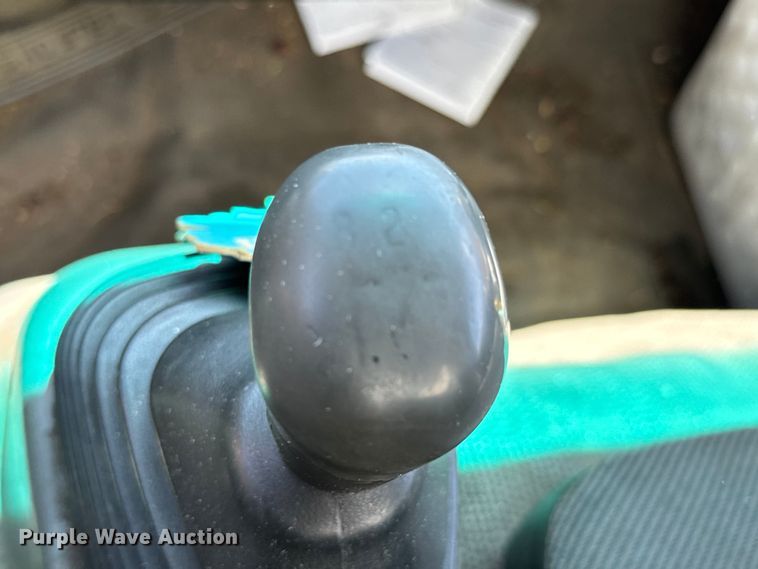 image for item MU9849 2001 Chevrolet  W4500 box truck