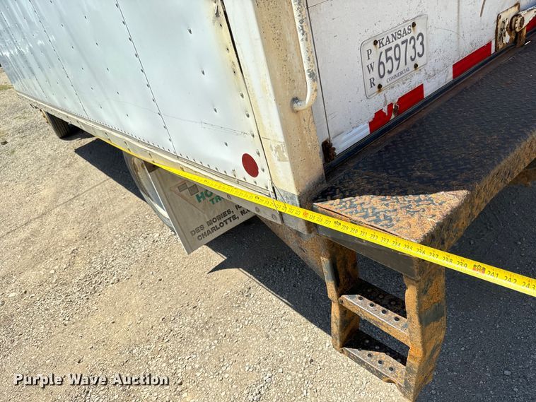 image for item MU9850 2000 Isuzu  NQR box truck