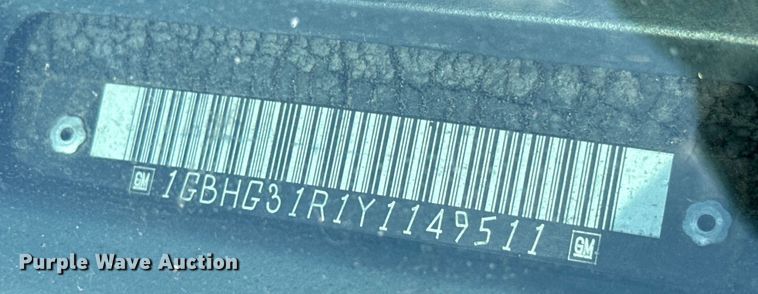 image for item MU9854 2000 Chevrolet  Express 3500 delivery truck