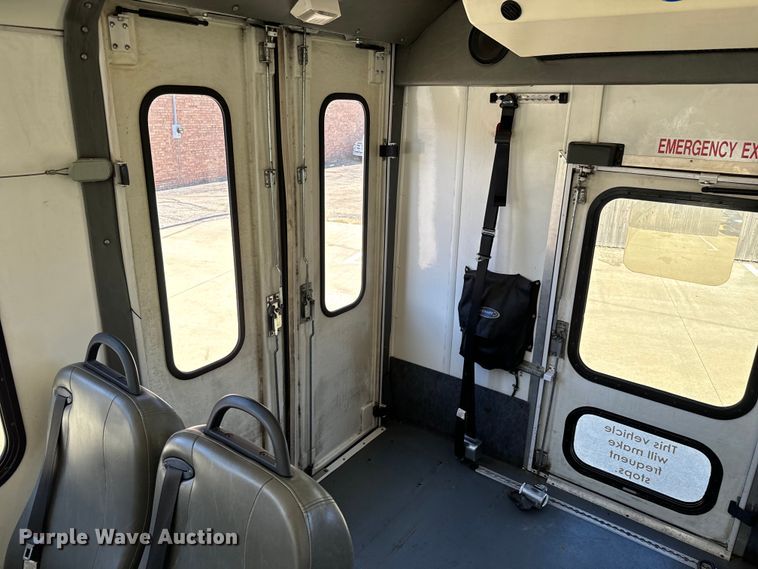 image for item MU9856 2014 Eldorado Aerotech Ford 220 shuttle bus