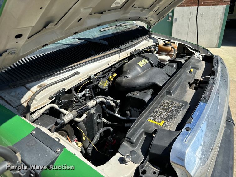 image for item MU9856 2014 Eldorado Aerotech Ford 220 shuttle bus