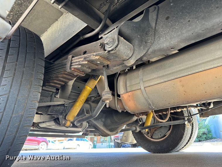 image for item MU9856 2014 Eldorado Aerotech Ford 220 shuttle bus