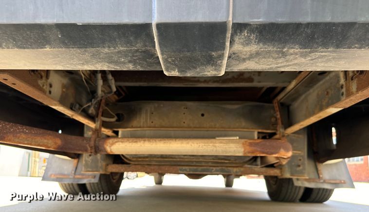 image for item MU9858 2009 Eldorado E450 Super Duty  shuttle bus